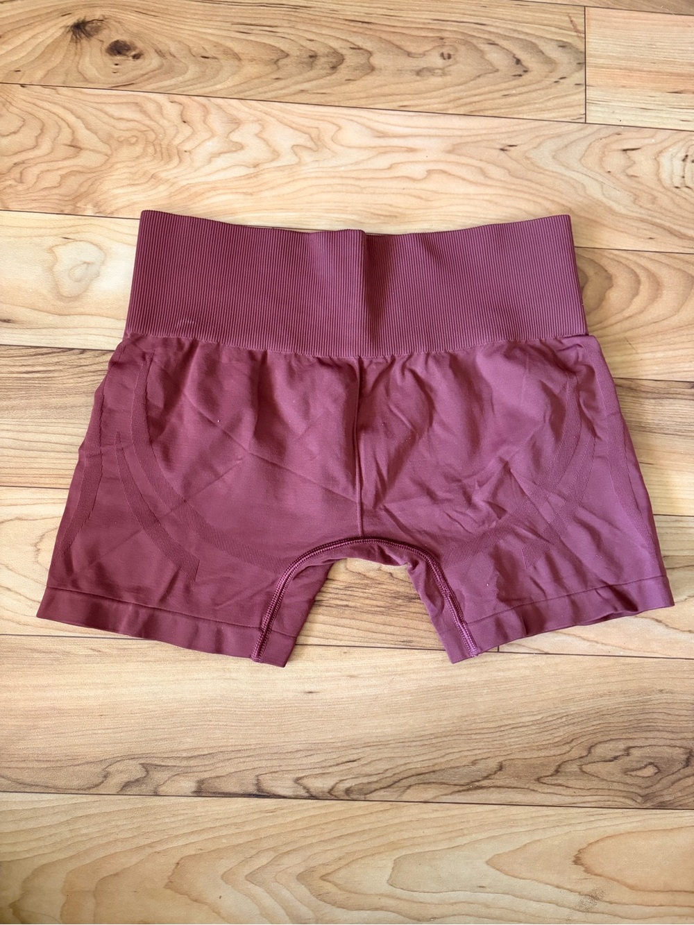 Gymshark High-Rise shorts- set of 4 - Picture 3 of 13